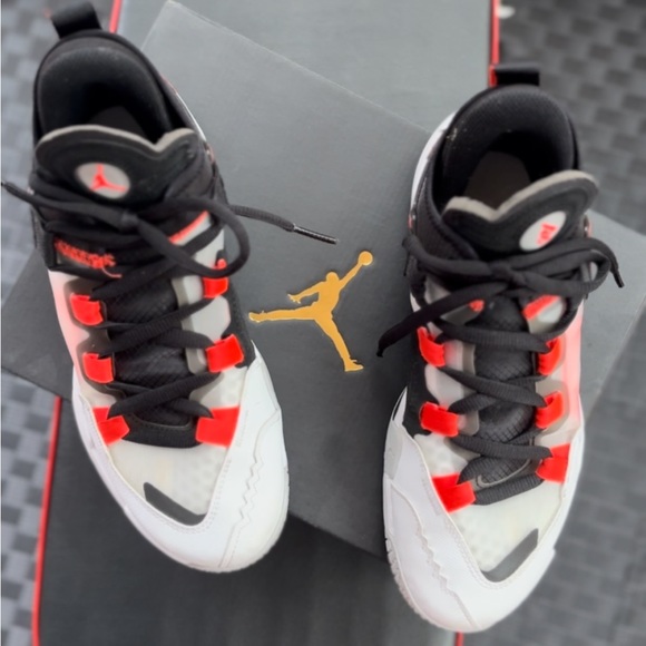 Jordan Why Not Zer0.5 Bloodline - Picture 4 of 6